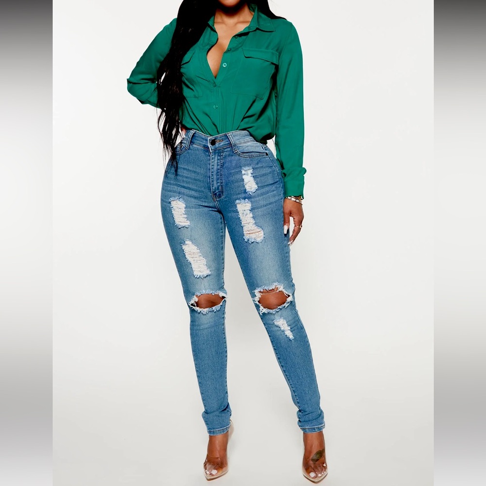 High waisted jeans - Distressed